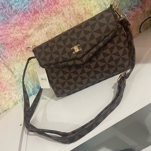 Crossbody purses in 3 colors